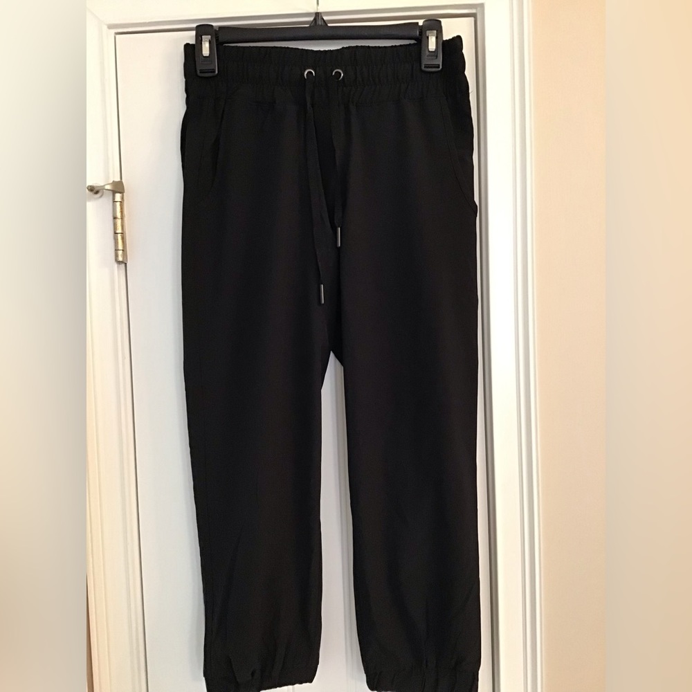 Capri length pants